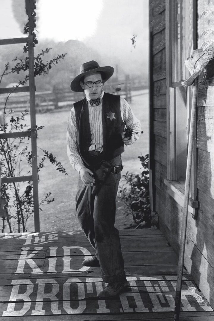 دانلود فیلم The Kid Brother 1927 بدون سانسور با پخش آنلاین